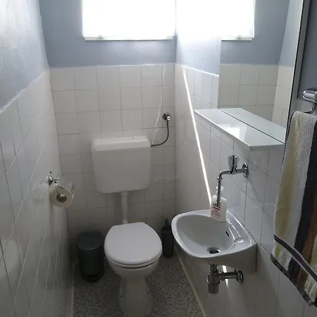 Doris Apartment Primosten