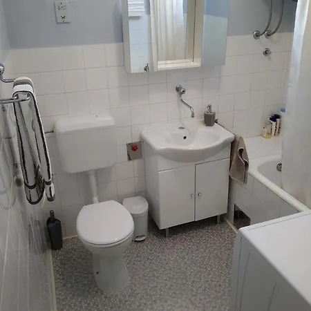Doris Apartment *